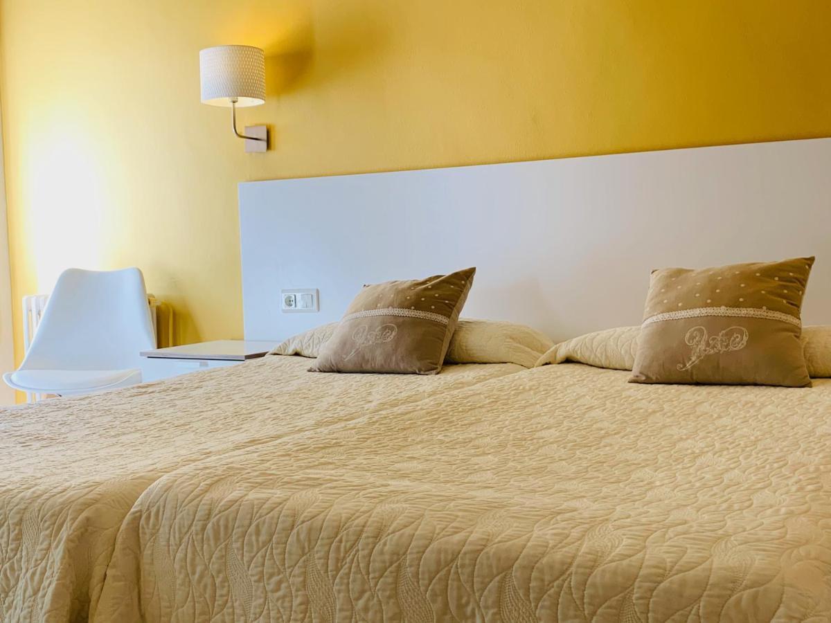 Hotel Restaurant Llansola Sant Carlos de la Ràpita 외부 사진