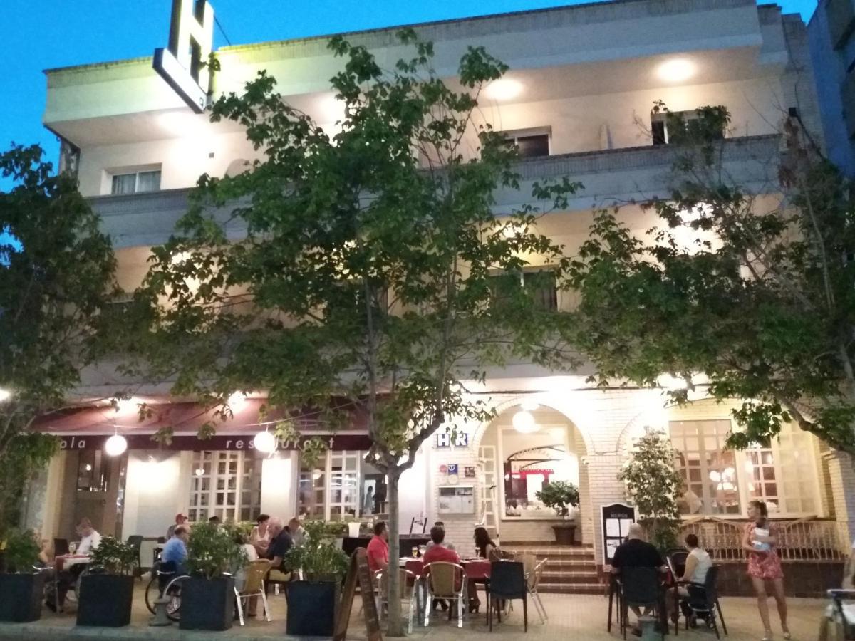 Hotel Restaurant Llansola Sant Carlos de la Ràpita 외부 사진