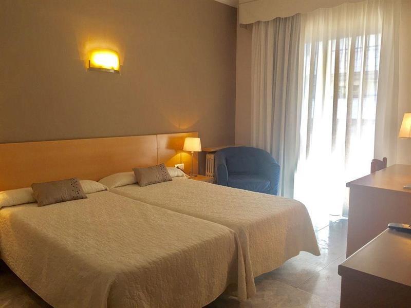 Hotel Restaurant Llansola Sant Carlos de la Ràpita 외부 사진