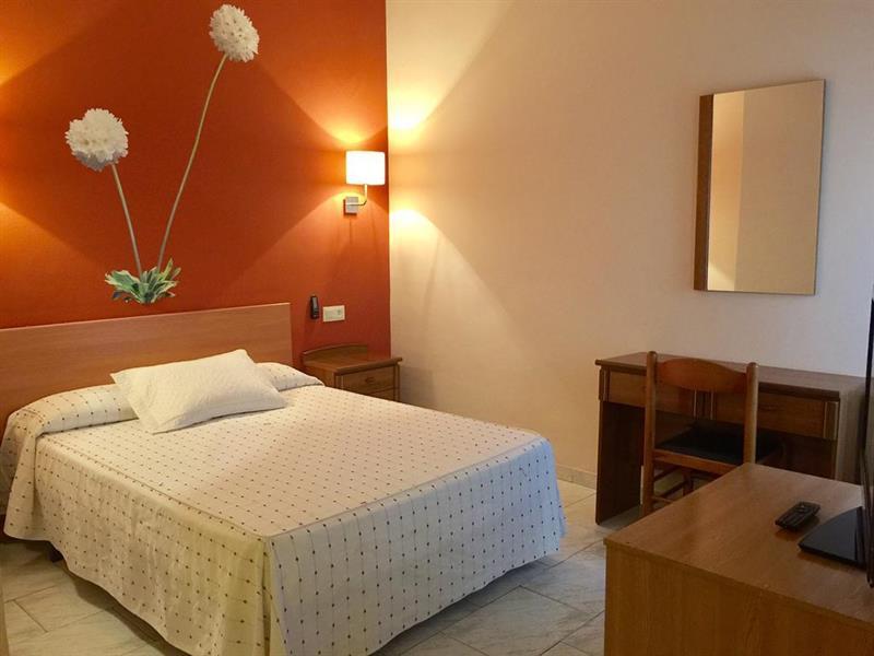 Hotel Restaurant Llansola Sant Carlos de la Ràpita 외부 사진