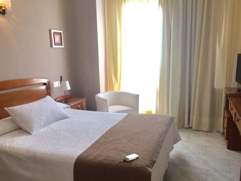 Hotel Restaurant Llansola Sant Carlos de la Ràpita 외부 사진