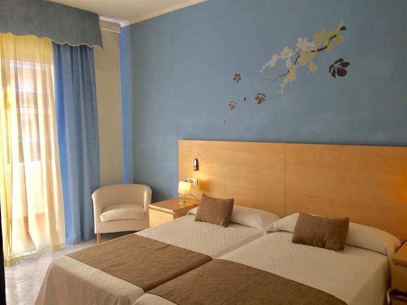 Hotel Restaurant Llansola Sant Carlos de la Ràpita 외부 사진